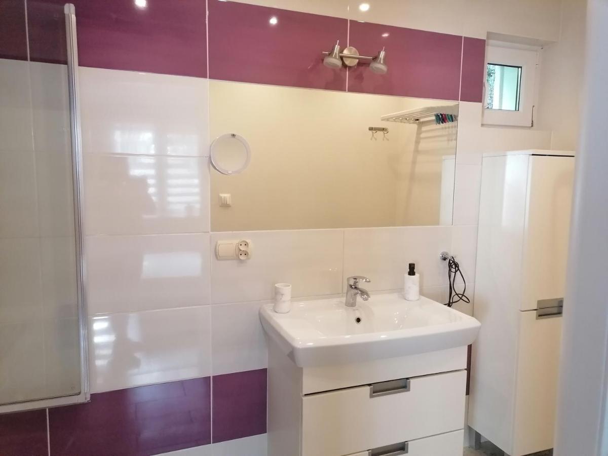 Apartament Kot I Pies Miedzyzdroje Exterior foto